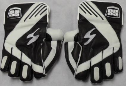 Limited Edition wicket keeping Gloves by Sunridges